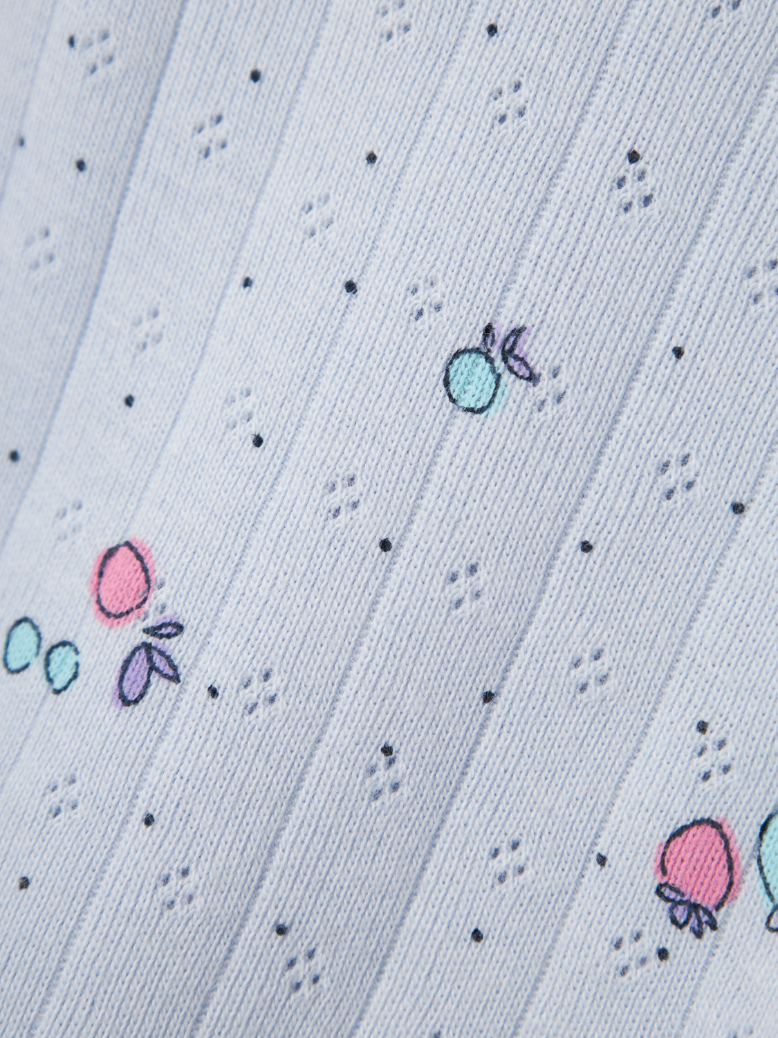 model_shot-front_full